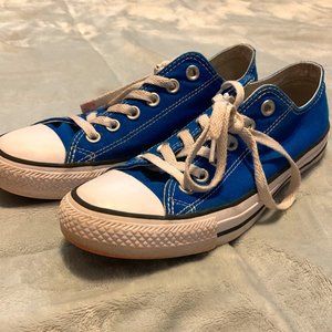 Size 8 Dark Blue Converse